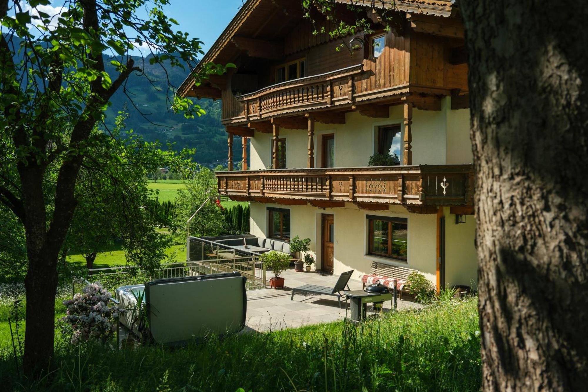 Apart Moidl Mit Privatem Pool Харт-им-Циллерталь Экстерьер фото